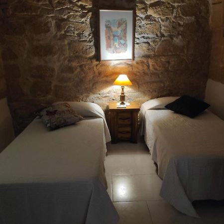 Amelia'S House Of Character Apartment Cospicua Bagian luar foto