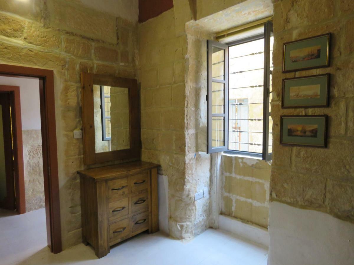 Amelia'S House Of Character Apartment Cospicua Bagian luar foto