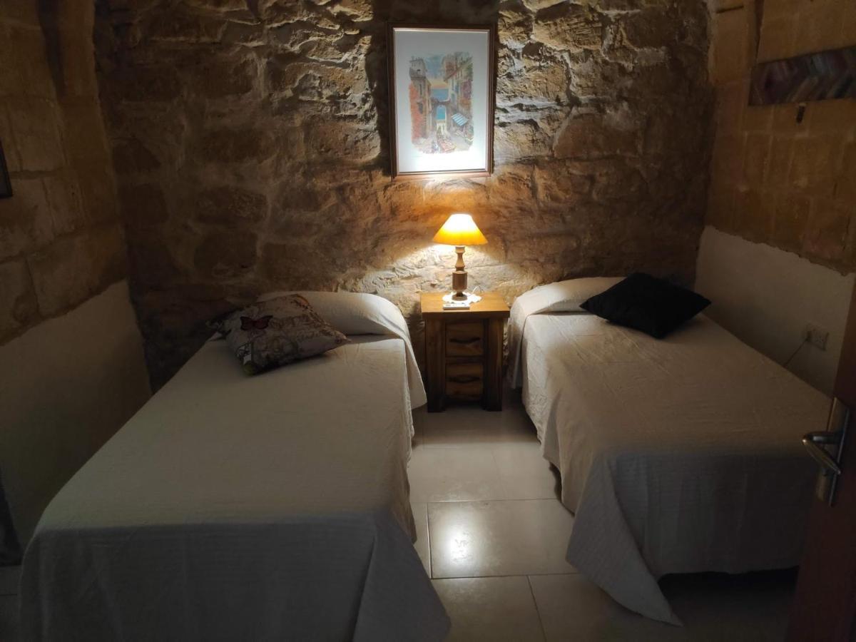 Amelia'S House Of Character Apartment Cospicua Bagian luar foto